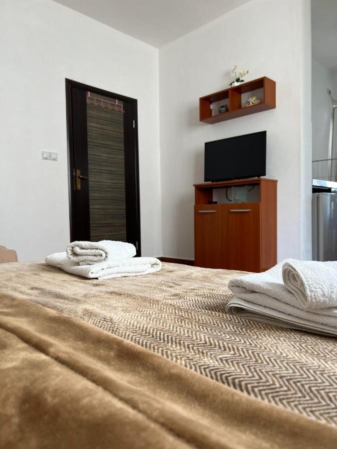 Apartments Fat E Jet - Pool & Breakfast Улцинь Экстерьер фото