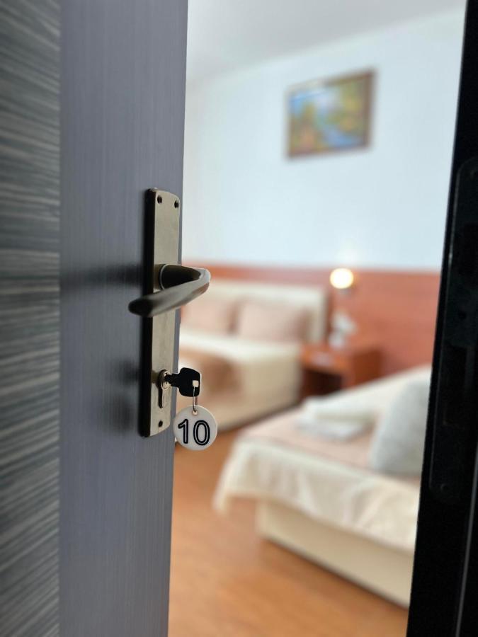 Apartments Fat E Jet - Pool & Breakfast Улцинь Экстерьер фото