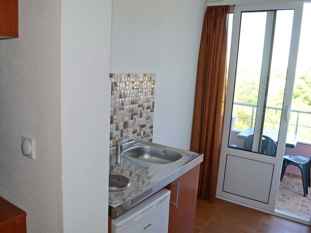 Apartments Fat E Jet - Pool & Breakfast Улцинь Экстерьер фото