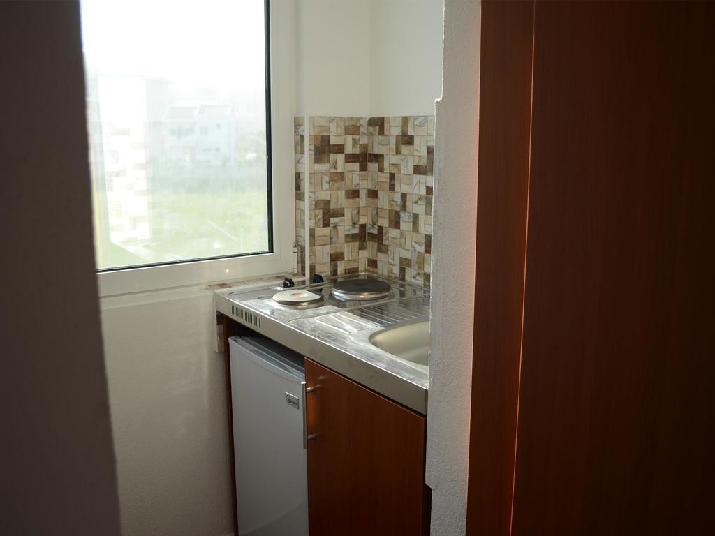 Apartments Fat E Jet - Pool & Breakfast Улцинь Экстерьер фото