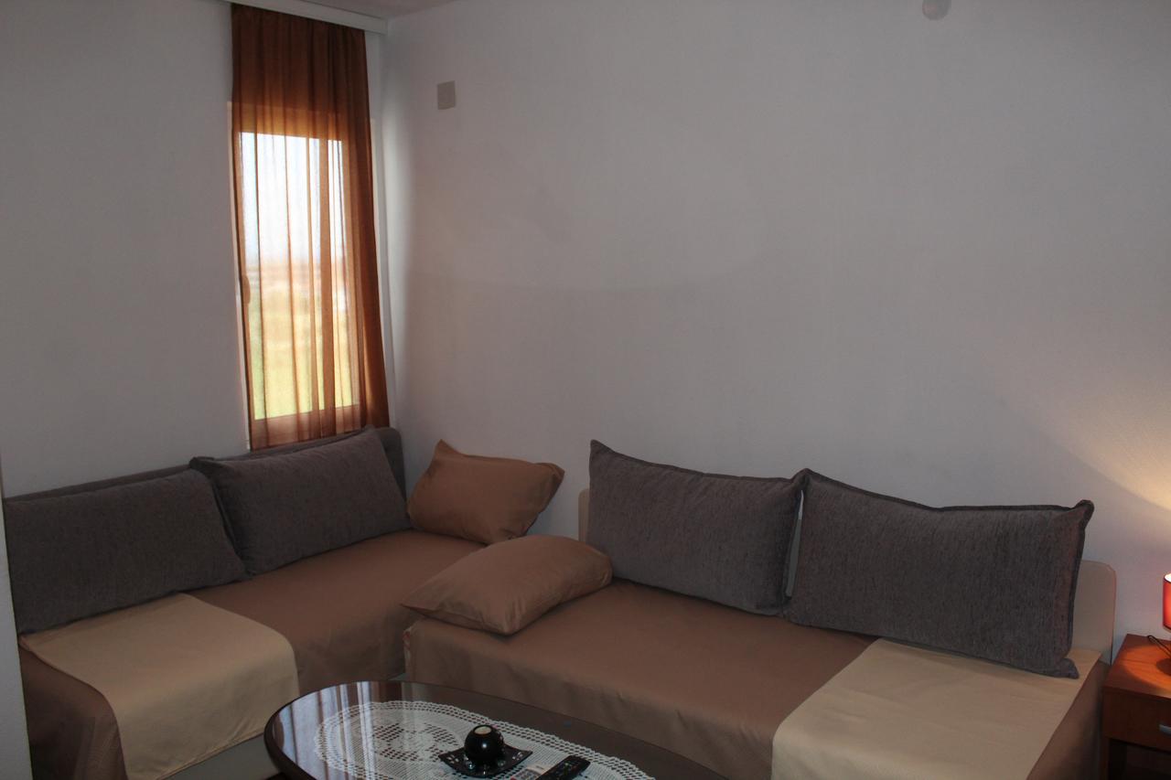 Apartments Fat E Jet - Pool & Breakfast Улцинь Экстерьер фото
