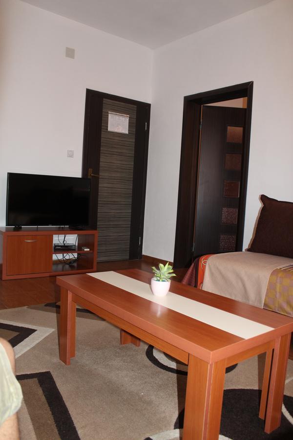 Apartments Fat E Jet - Pool & Breakfast Улцинь Экстерьер фото
